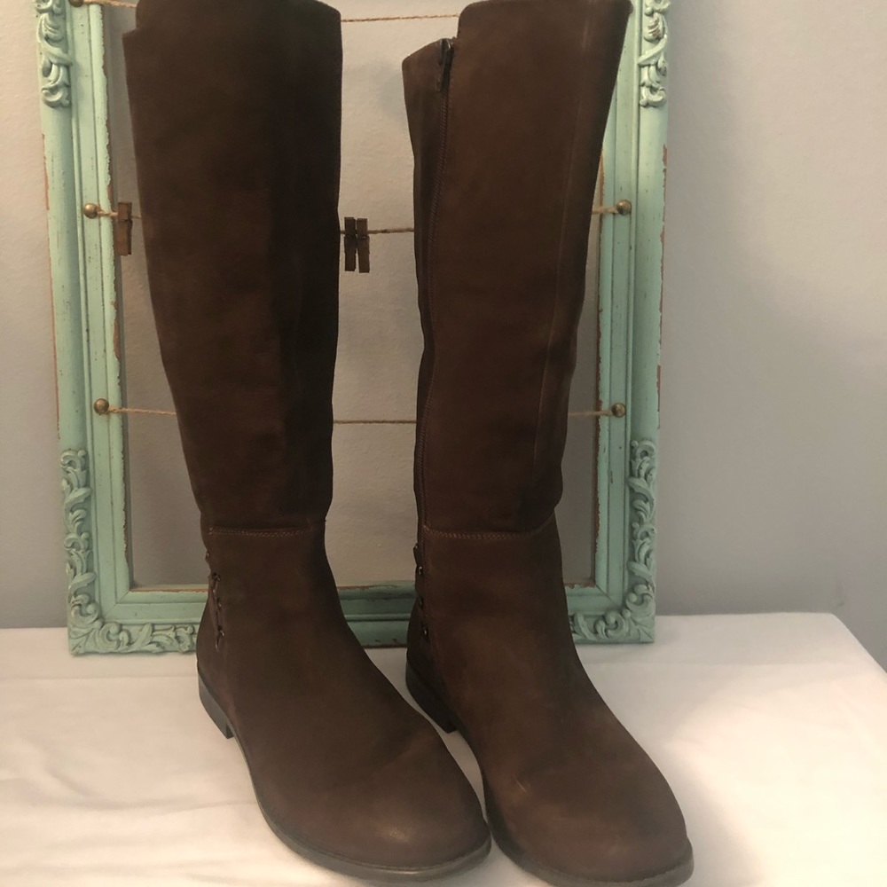 Steve Madden Brown suade boots Size 8